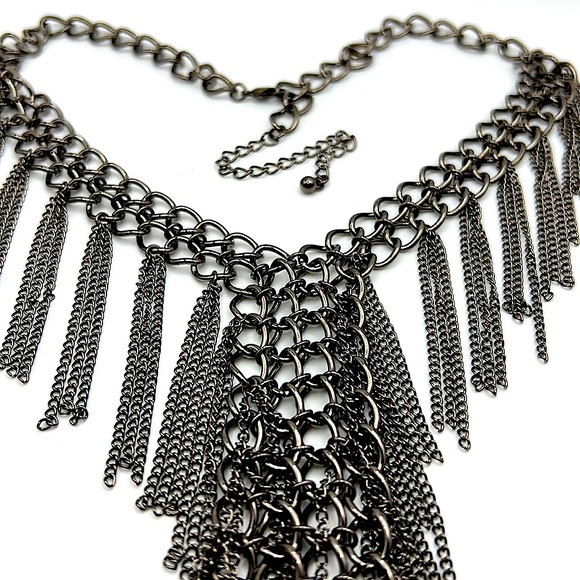 Gunmetal Grey Plated Link Chain Lariat Necklace With Chain Fringe Accents - NEW - Picture 1 of 3